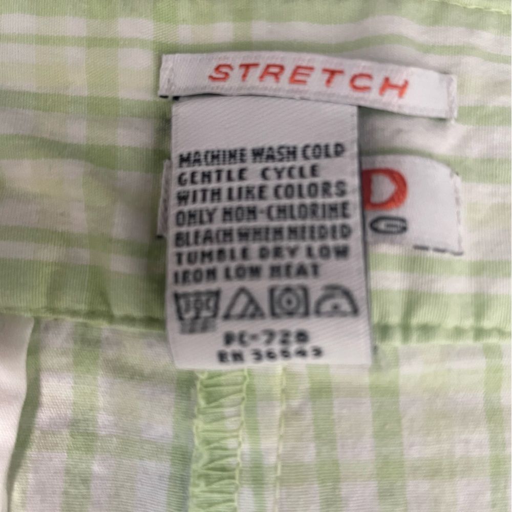 Izod XFG Women’s Size 14 Light Green Plaid 10.5” Inseam Golf Shorts - Picture 10 of 10